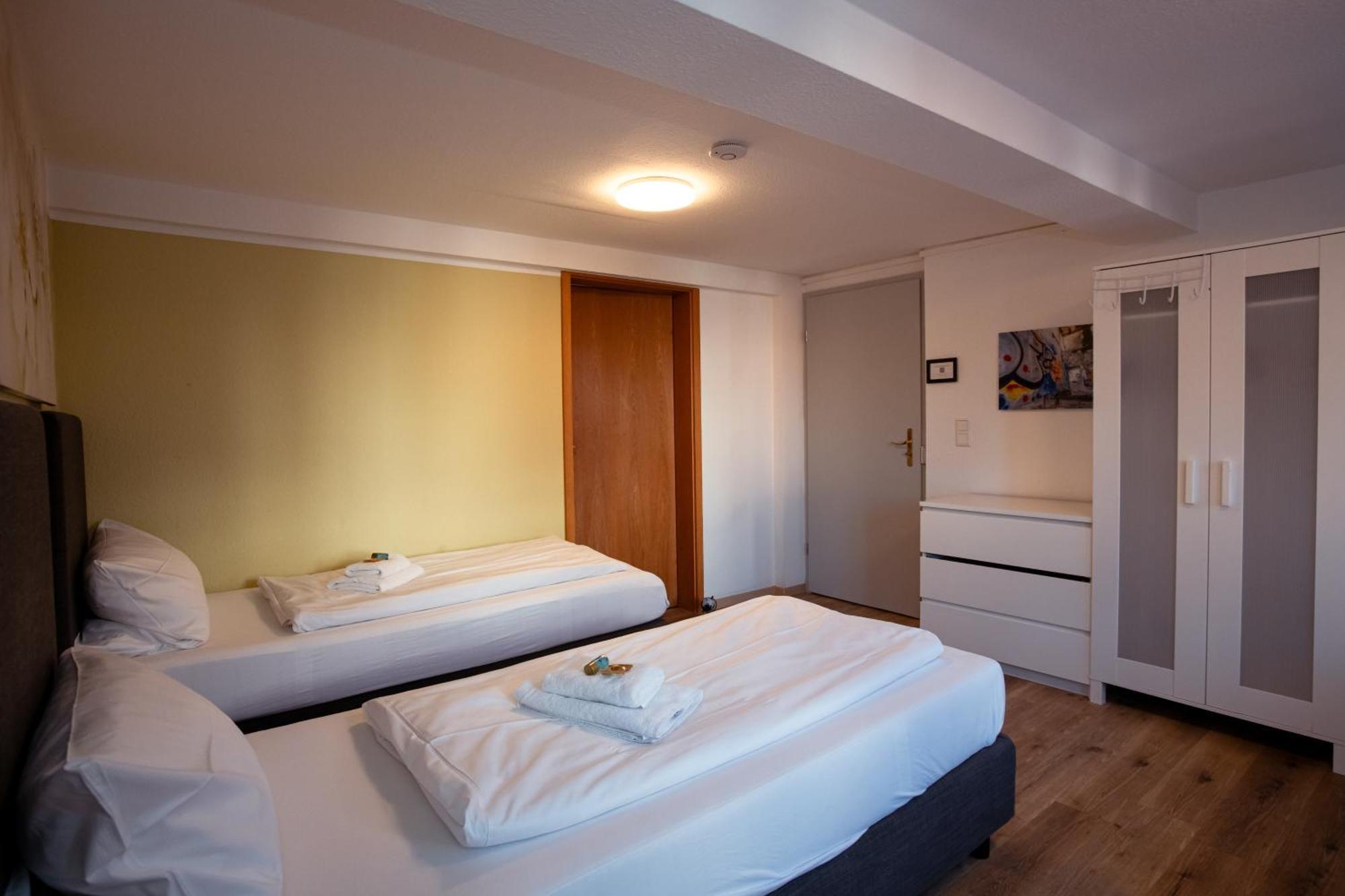 Haus99 Budget Pension & Apartments Fürth Eksteriør billede