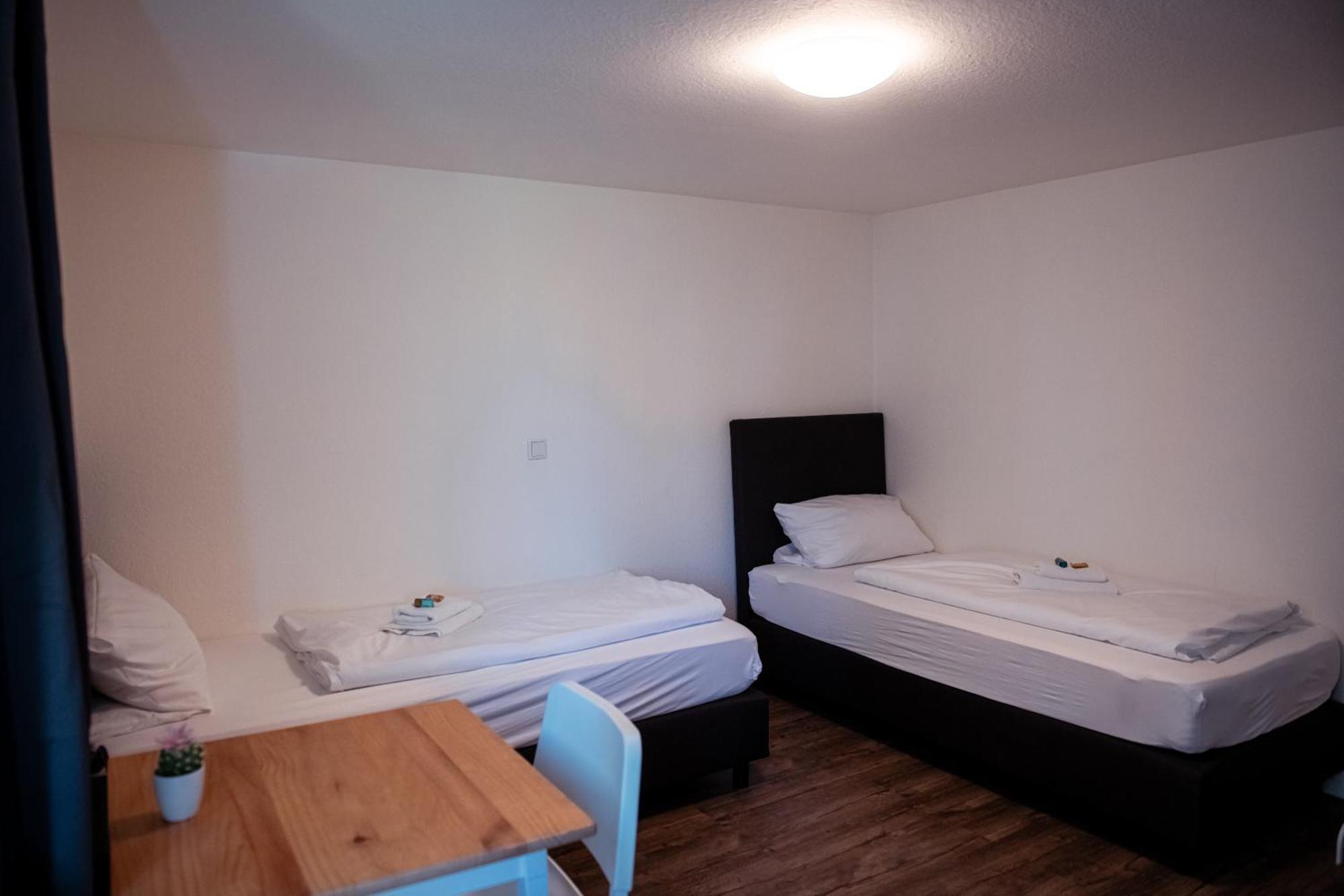 Haus99 Budget Pension & Apartments Fürth Eksteriør billede